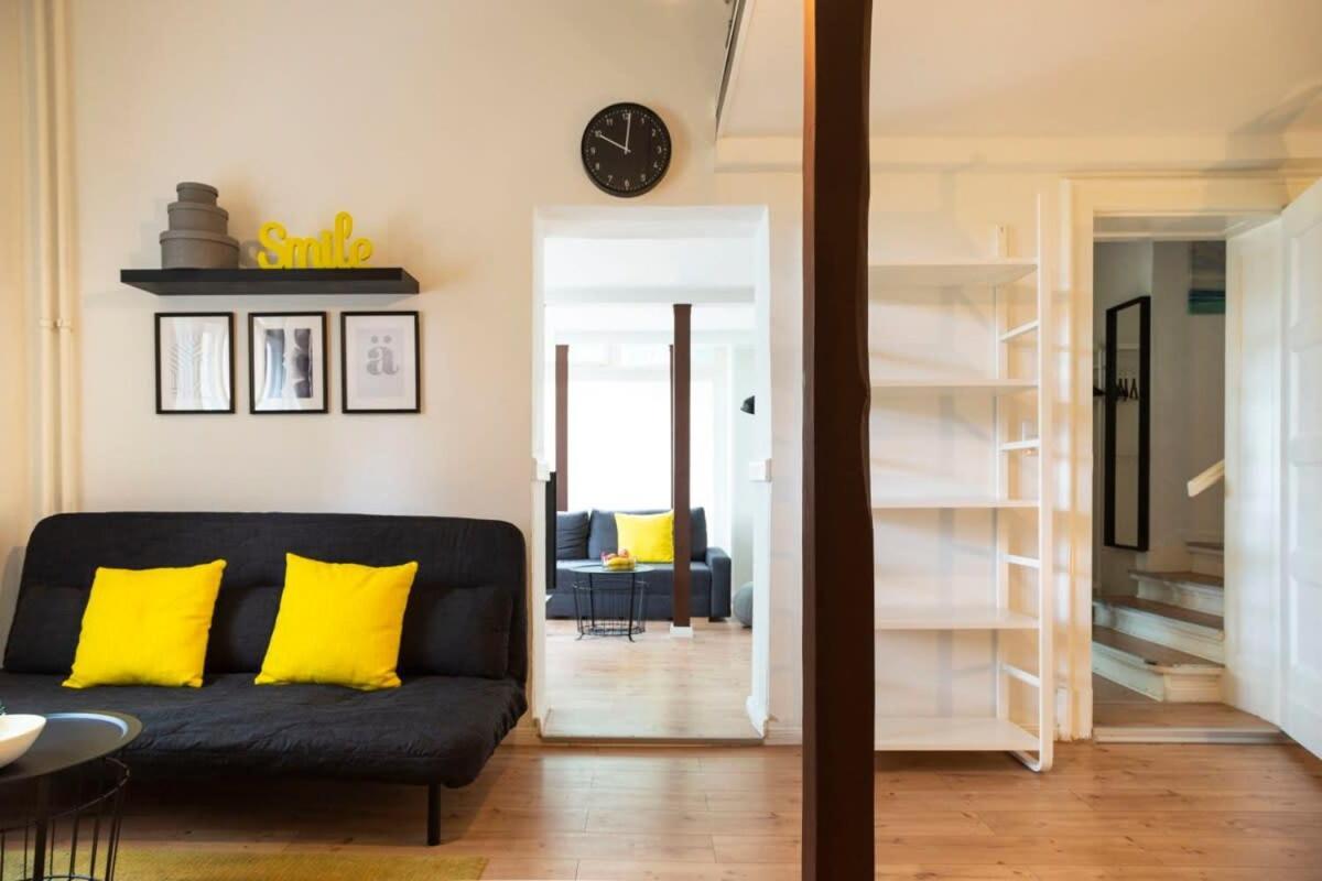 Appartement Stylish Loft Selfcheckin Street Parking